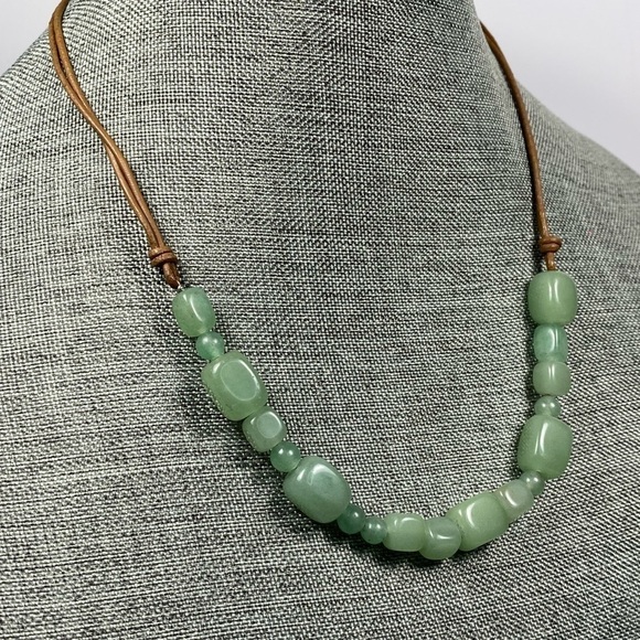Necklace Jadeite Green Stones Brown Leather 925 Findings 17.5”+4” - Picture 15 of 15